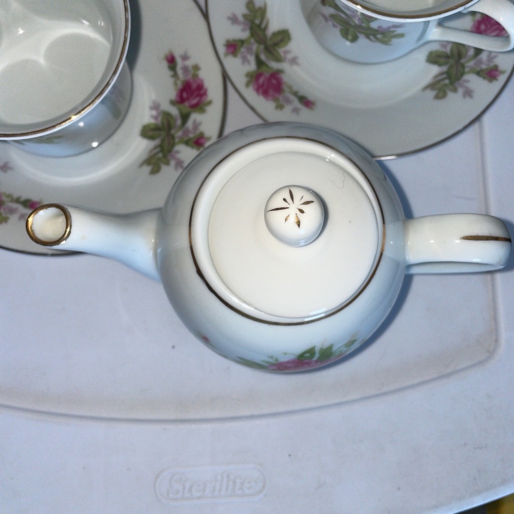 Teapot Set - Picture 7 of 14